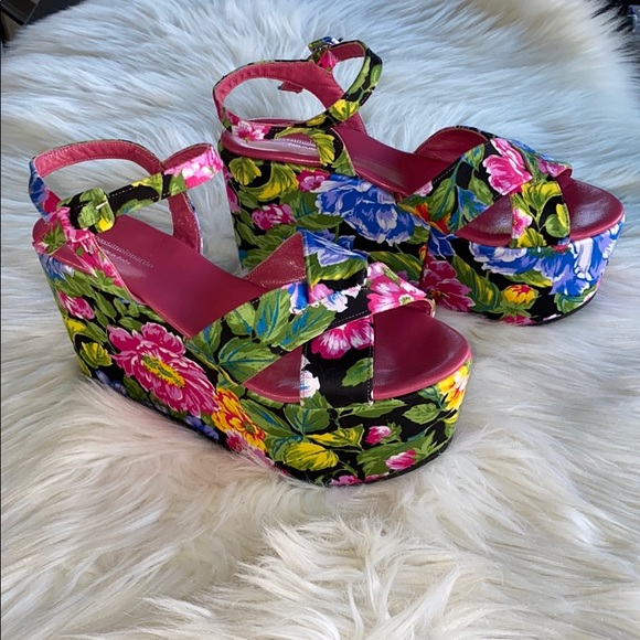 Massimo Lonardo Floral Silk Satin Platforn Sandals - Picture 5 of 10